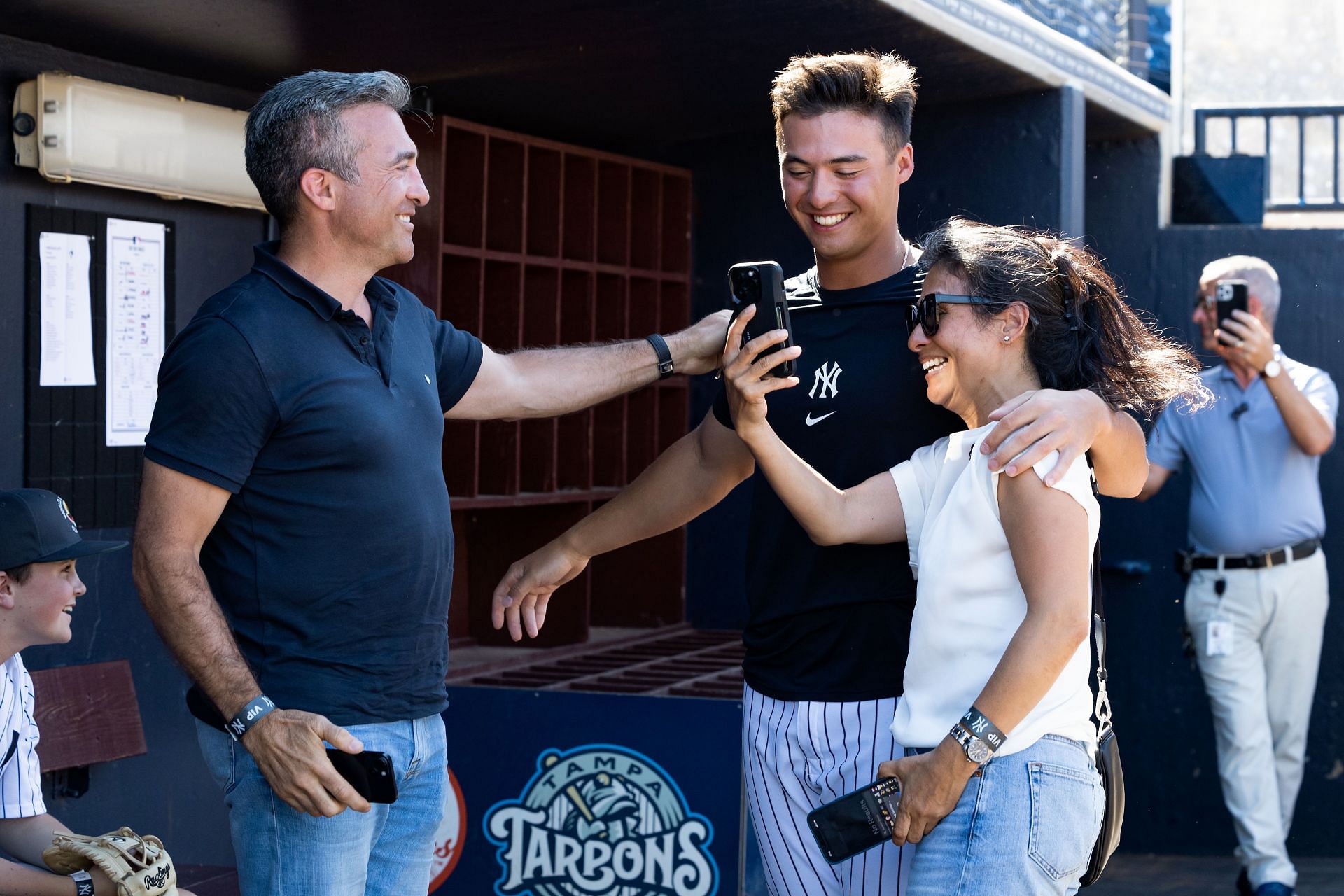 Who are the parents of Anthony Volpe?